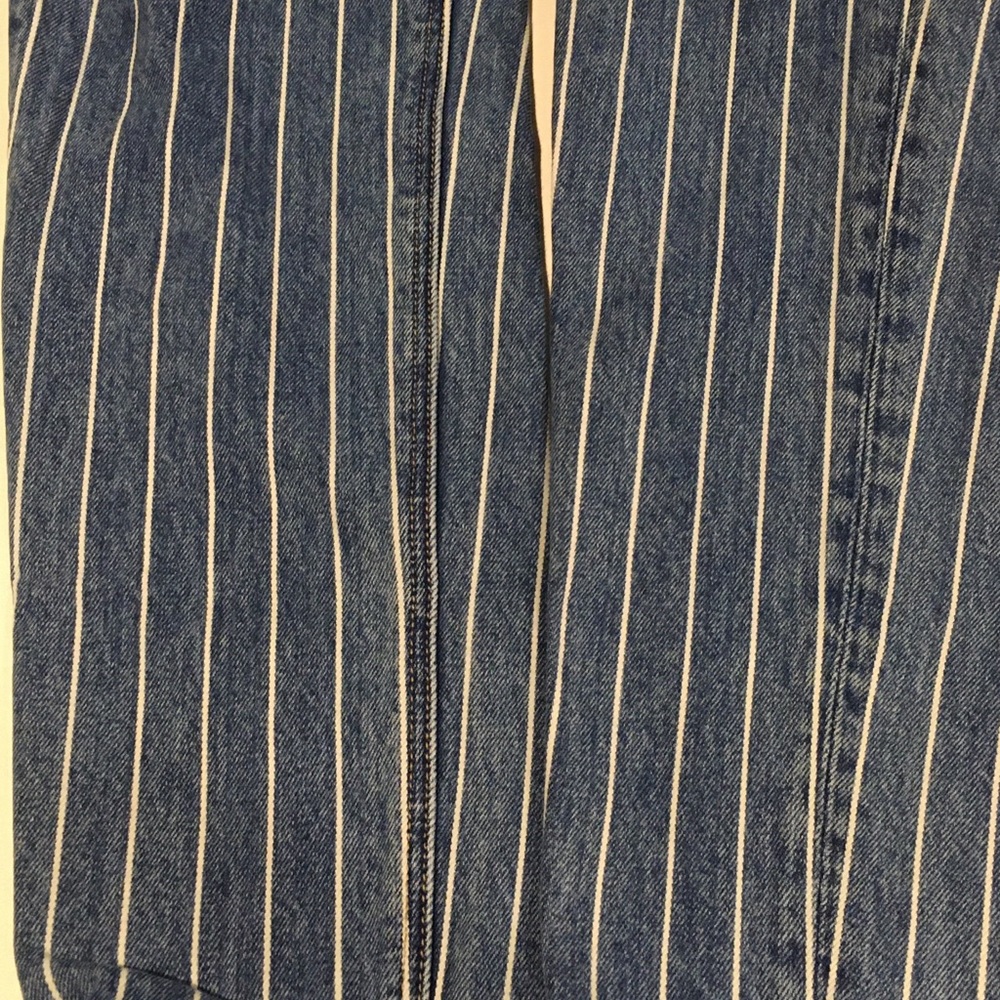American Eagle Striped Mom Jeans Pencil Cut - Picture 10 of 12